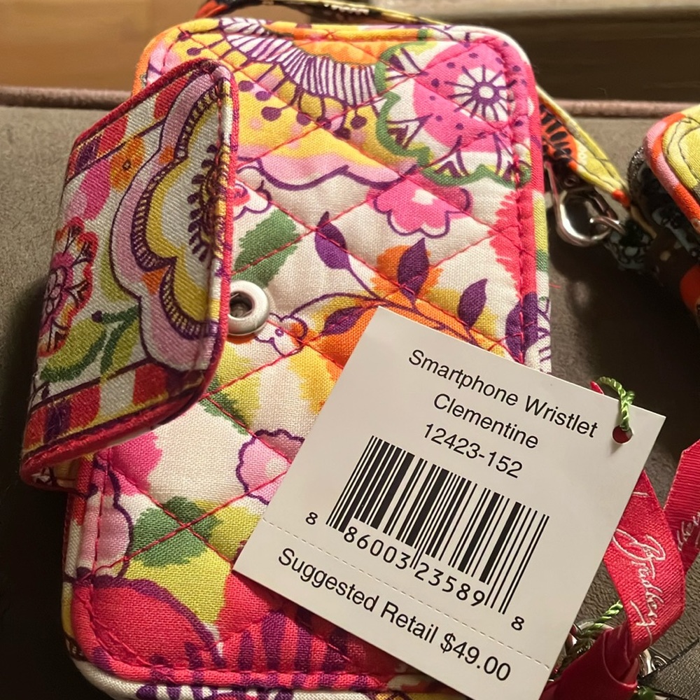 Vera Bradley Smartphone wristlet